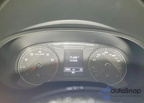 2016 Audi Q3 Premium Plus из США, поврежденный, VIN WA1BFCFS6GR018777